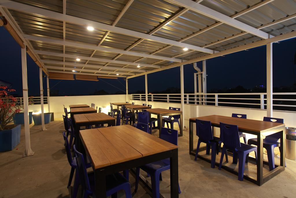 Four Rivers B&B Mandalay Exterior photo