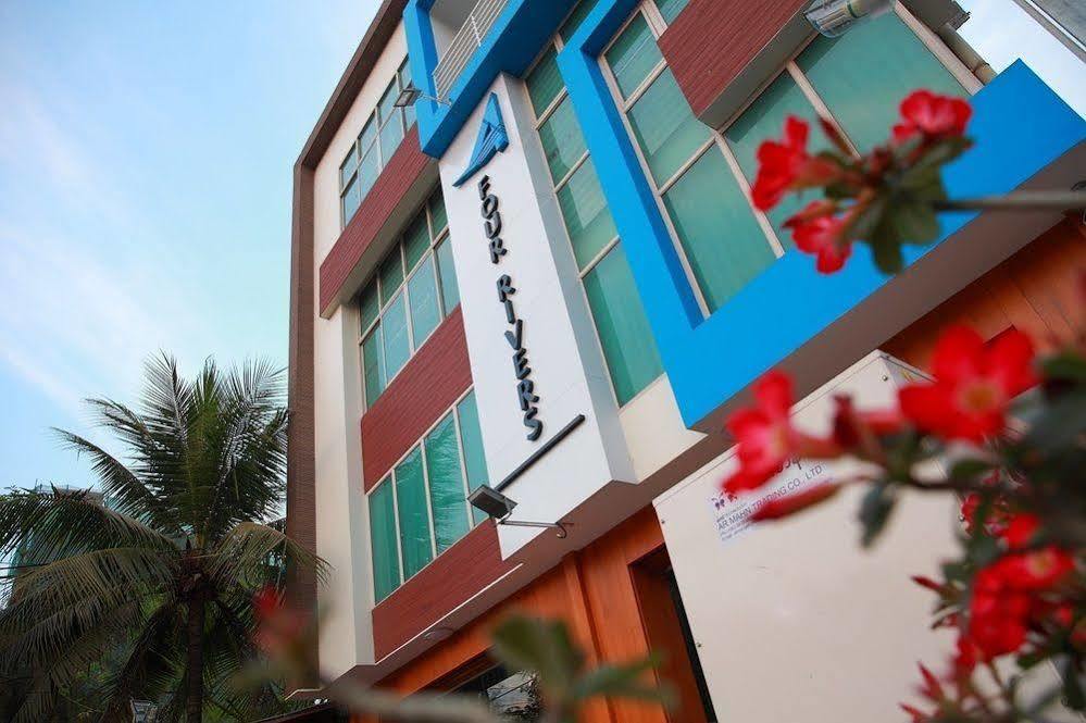 Four Rivers B&B Mandalay Exterior photo
